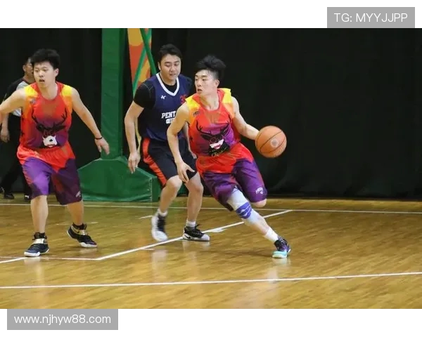 篮球的魅力与挑战探索：从技术精进到团队协作的全面分析