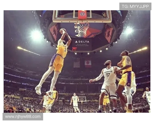 安东尼·戴维斯：湖人内线支柱的崛起与挑战