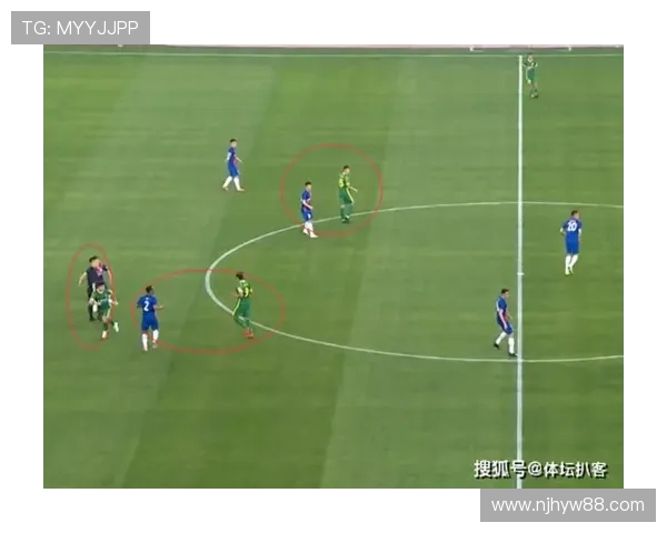 成都篮球队与广州篮球队赛后复盘分析灵活性对比及战术启示