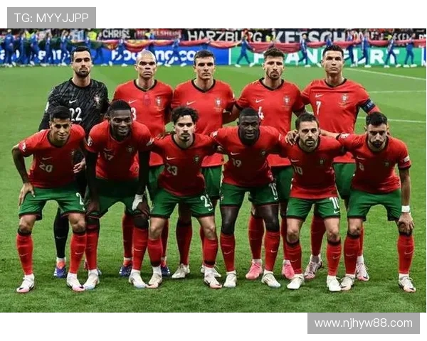 赛后分析广州足球队与深圳足球队在比赛中的战术灵活性与应变能力