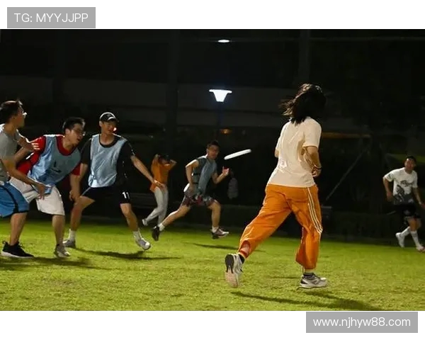 黄丽独家揭秘飞盘技巧与心得分享助你轻松掌握这项运动的乐趣与魅力